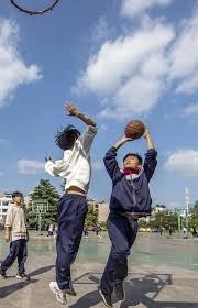 费品牌偏